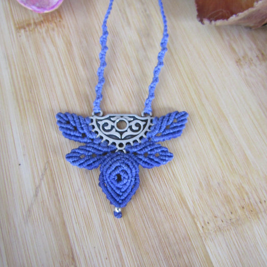 Florita - Art Anna MacramePendant