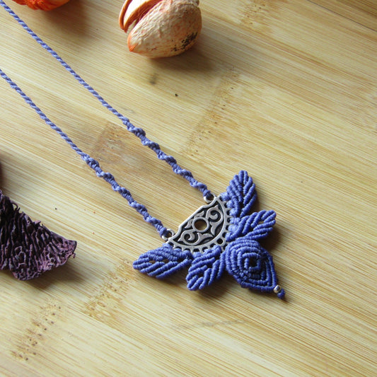 Florita - Art Anna MacramePendant