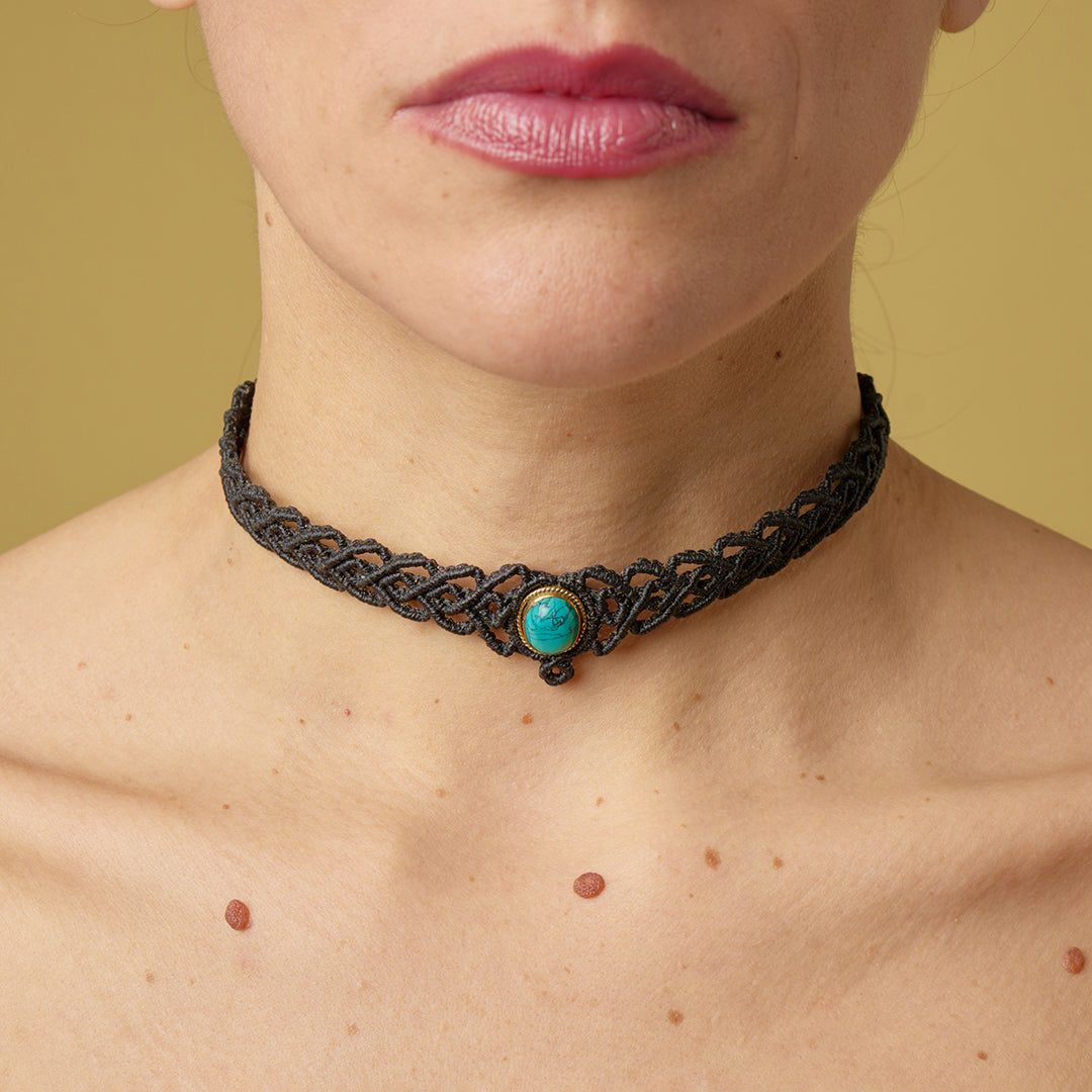 Indy choker