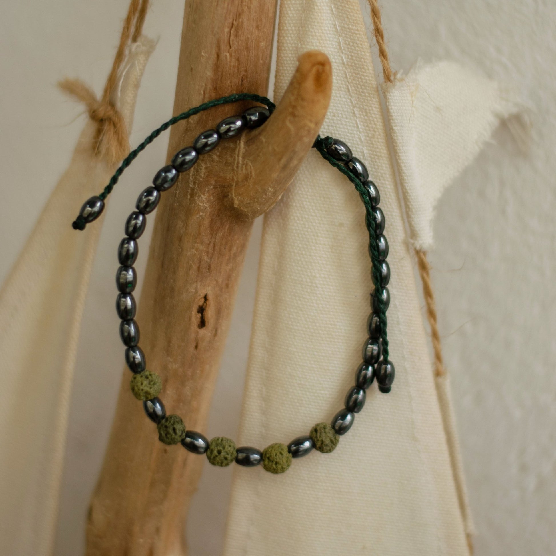 Green Lava - Art Anna MacrameBracelet