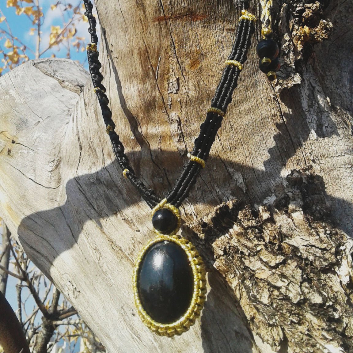 Obsidian Night - Art Anna MacrameNecklaces