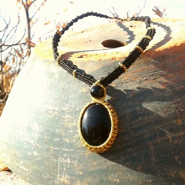 Obsidian Night - Art Anna MacrameNecklaces