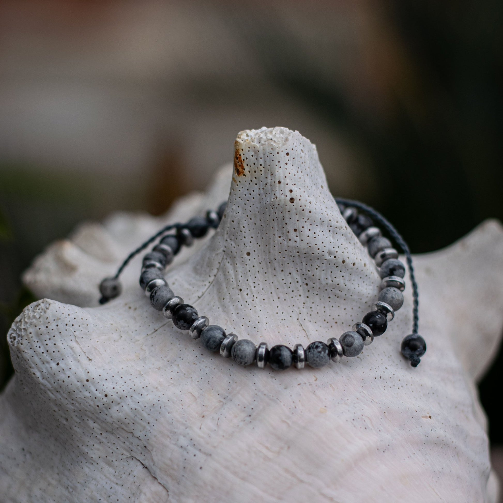 Onyx Snowflaks Bracelet - Art Anna MacrameBracelet