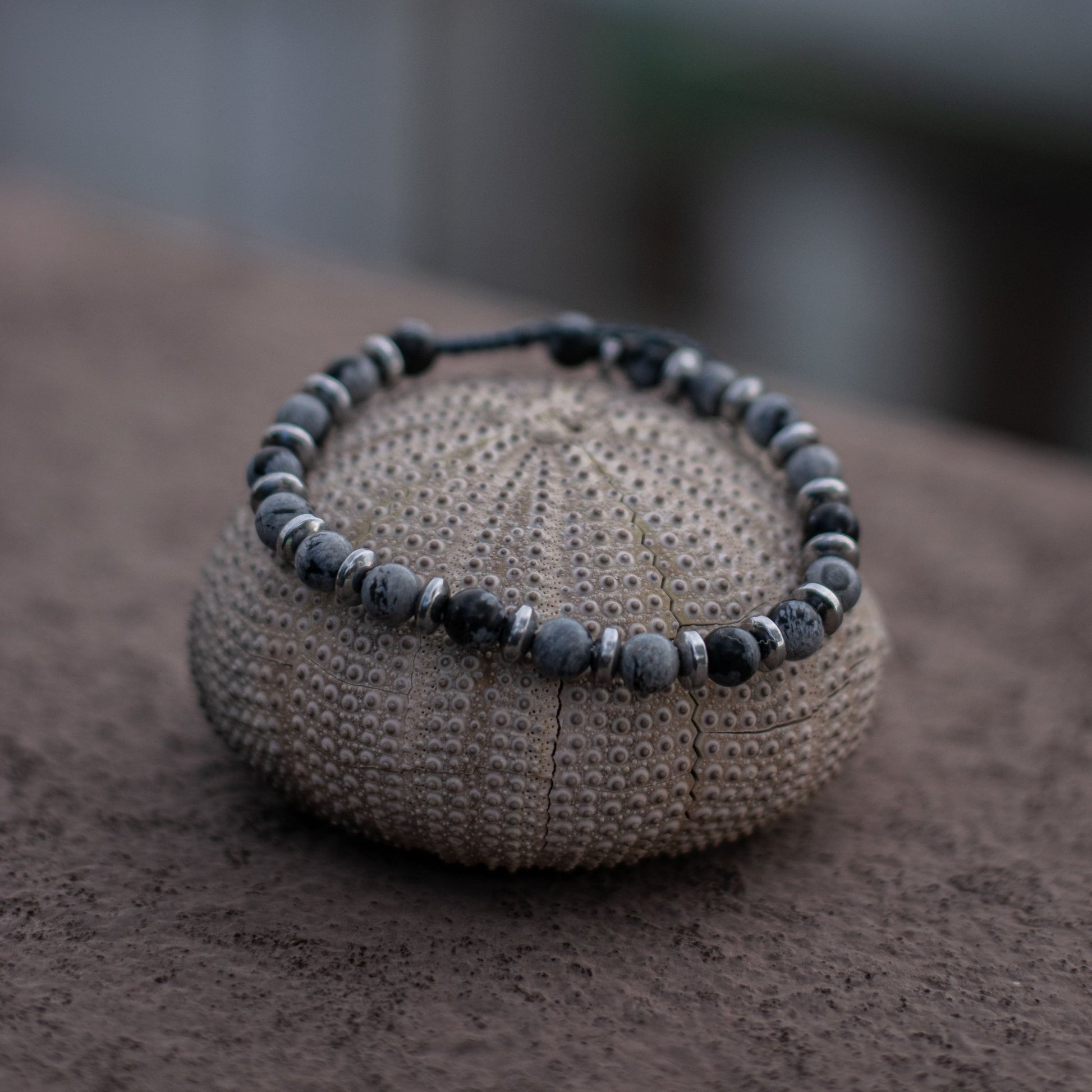 Onyx Snowflaks Bracelet - Art Anna MacrameBracelet